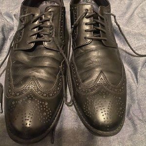 Cole Haan Men's Wingtip Leather oxfords rubber sole Man's 10.5
